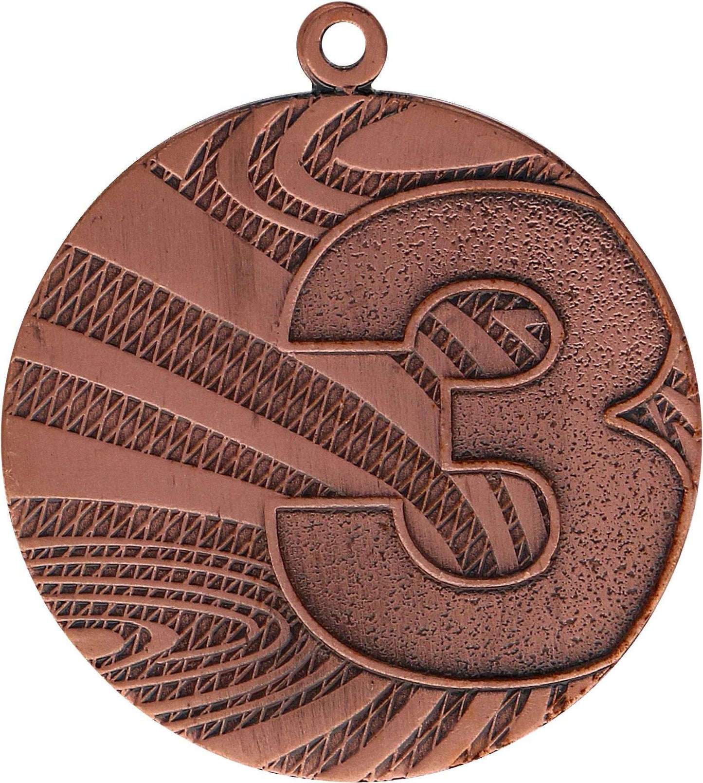 Nahaufnahme einer Bronzemedaille mit der eingeprägten Zahl 3, die den dritten Platz bei einem Wettbewerb oder Turnier anzeigt. Das strukturierte Muster im Hintergrund verleiht Tiefe, während eine kleine Schlaufe das Aufhängen erleichtert. Diese Medaillen Berlin 40 mm MMC6040 wurde von Anbieter A gefertigt und zeugt von feiner Handwerkskunst und Liebe zum Detail.